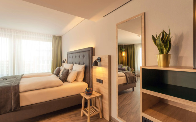 Holiday Inn - the niu, Crusoe Bremen Airport by IHG