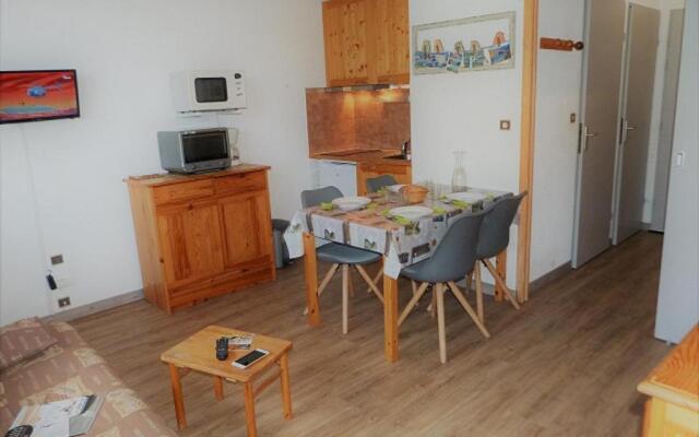 Appartement Les Menuires, 1 pièce, 4 personnes - FR-1-178-293