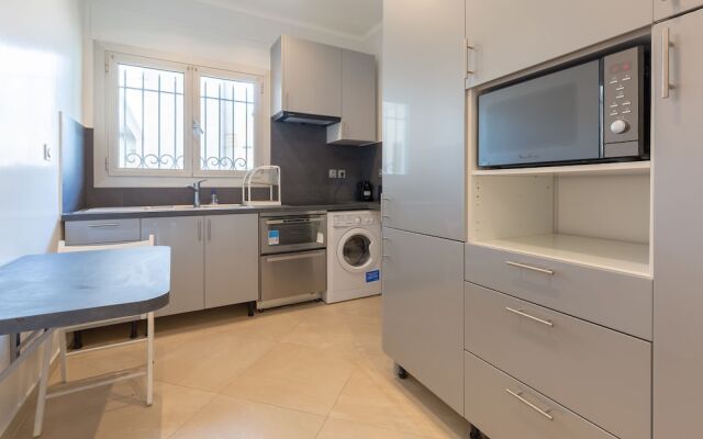 VANEAU - Splendide 3P entre le Martinez et le Miramar