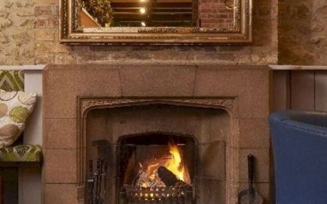 Greyhound Inn