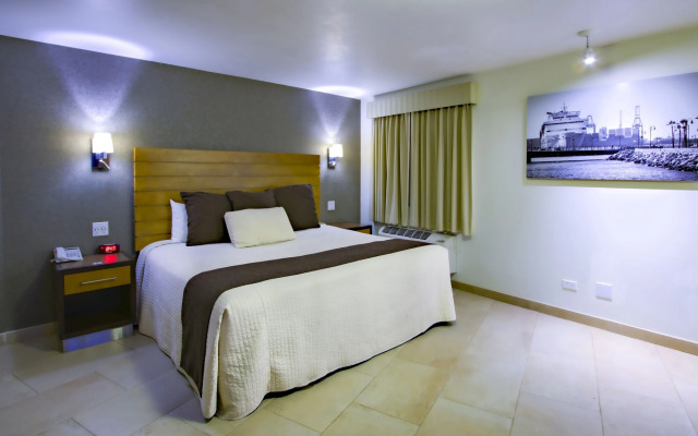 Hotel La Pinta
