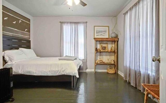 Cozy House Near Plaza District