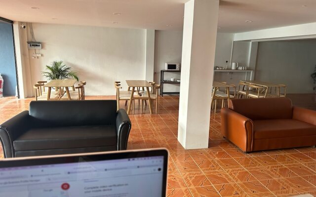 MONTANA Hotel & Hostel Phuket