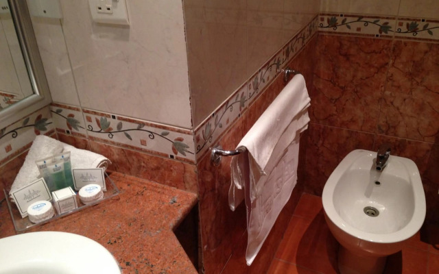 Shanashel Palace Hotel