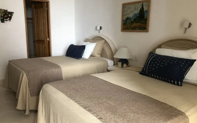 Las Villas Akumal 3B-14 by SkyRun