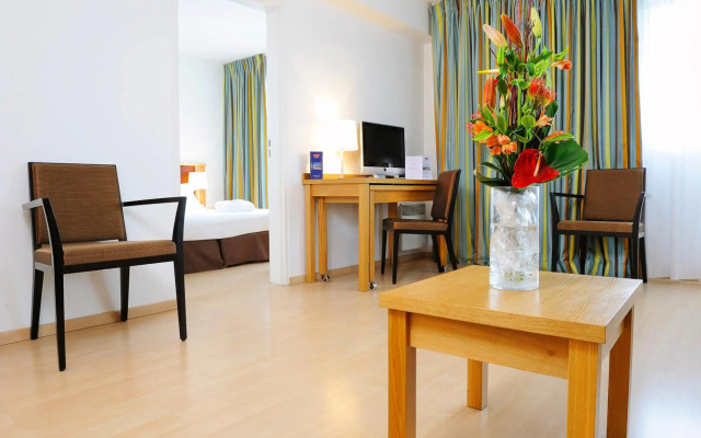 Residhome Apparthotel Paris Massy