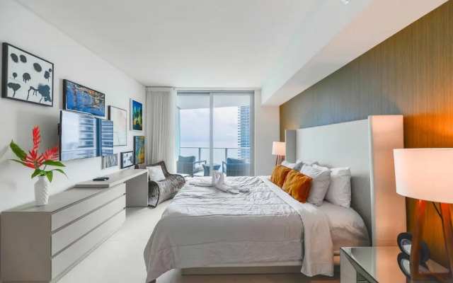 Stunning Ocean Views Condo at Hyde Beach