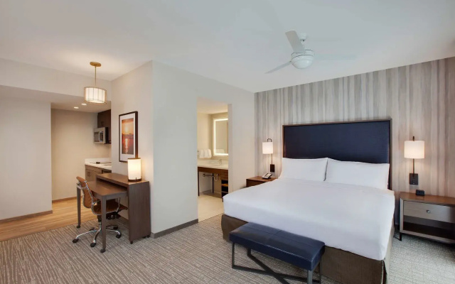 Homewood Suites by Hilton Louisville Downtown, KY