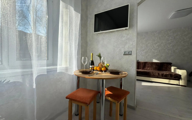 Апартаменты на проспекте Океанский 108