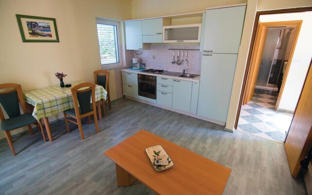 Awesome Home in Banjol With Wifi and 2 Bedrooms