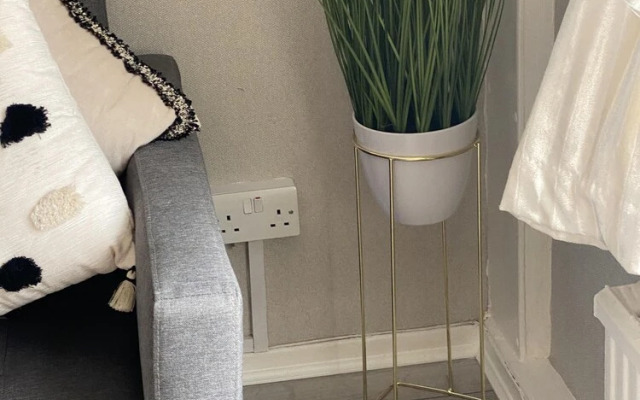 Bv Luxury Spacious 3 Bedroom House At Isaac Close