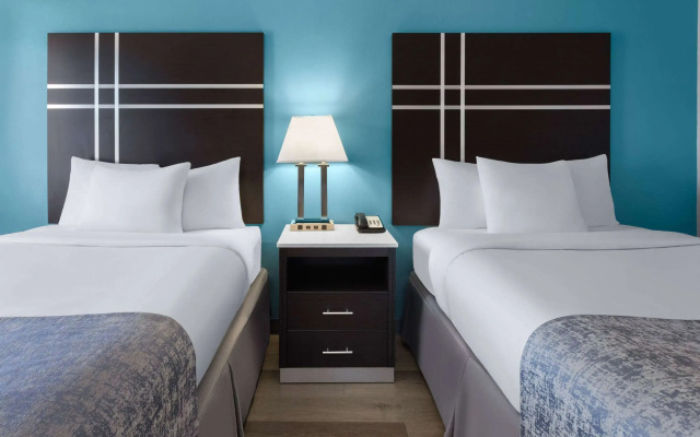 Baymont by Wyndham Brunswick GA