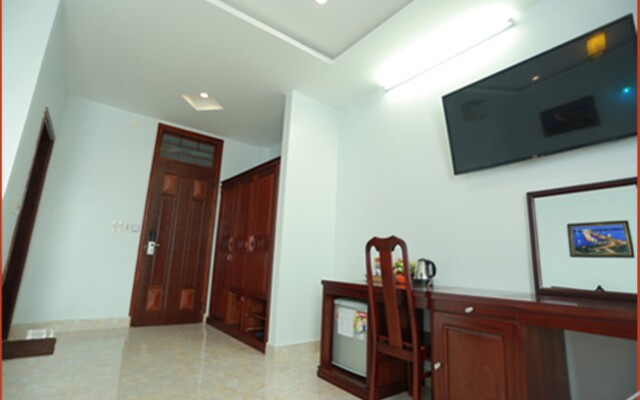Tan Truong Son Hotel