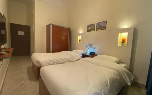 New Park Hotel