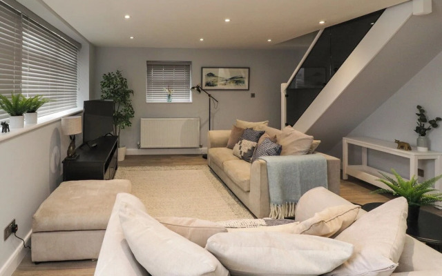 The Bungalow at 46 Church St