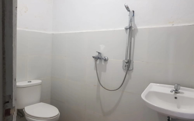 RedDoorz near Pantai Timba Batu Lombok