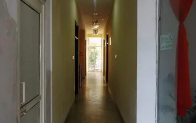 Hotel Laxmanjhula Residency