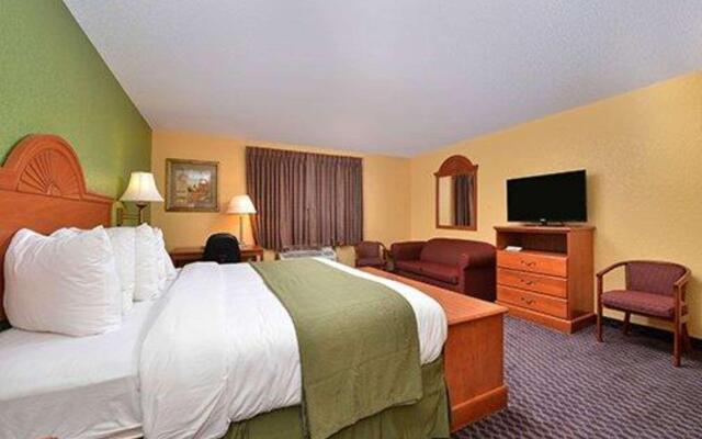 Quality Inn & Suites Grinnell near University