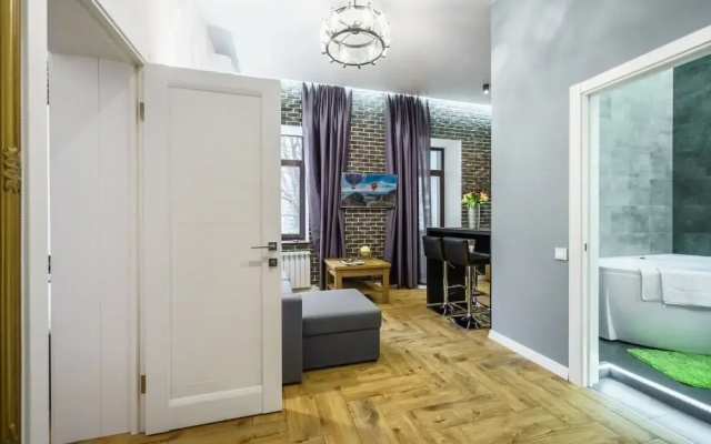 Home-Hotel Pushkinskaya 2-4-7