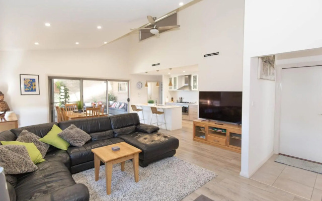 Jindalee 3 34 Twynam St