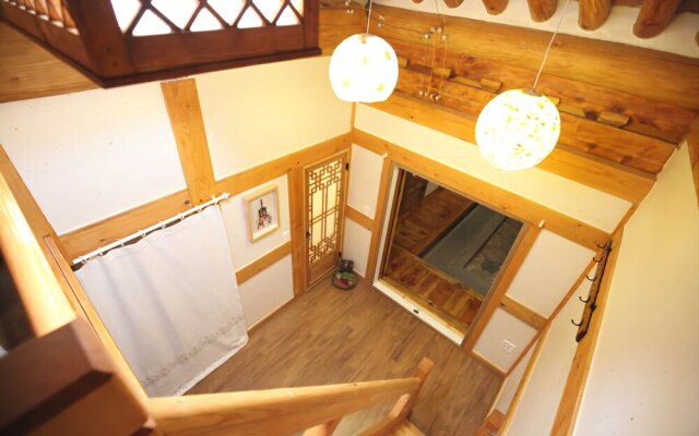 Jeonju Samrakcheon Pension