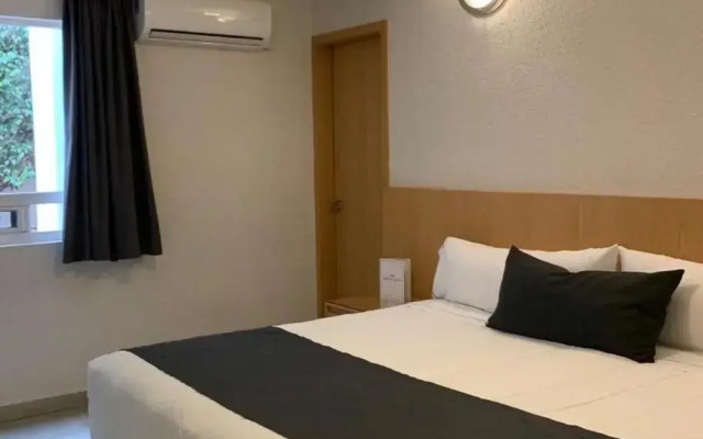 Hotel Emperador Centro Guadalajara y Remodelado