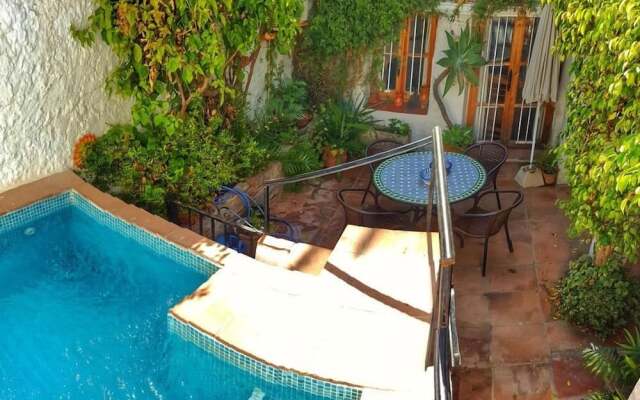 Casa Jazmin Carabeo