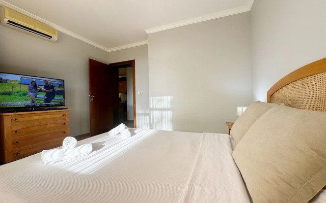 Stunning 2-bed Apartment in Sozopol