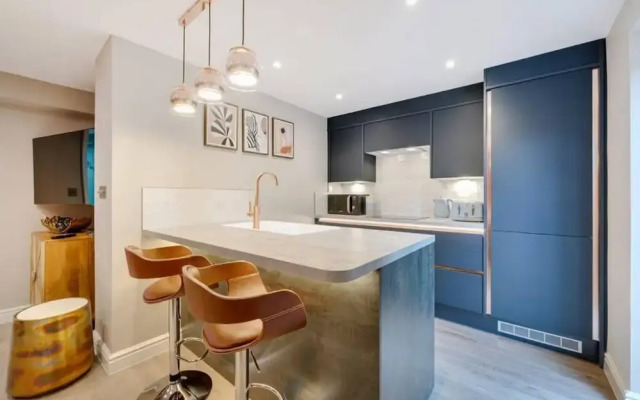 Host Apartments The Pilgrim Coach House II