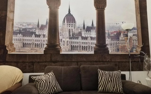 New West10 STAR Center