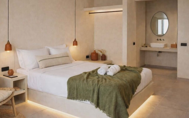 MAEVA Santorini Suites