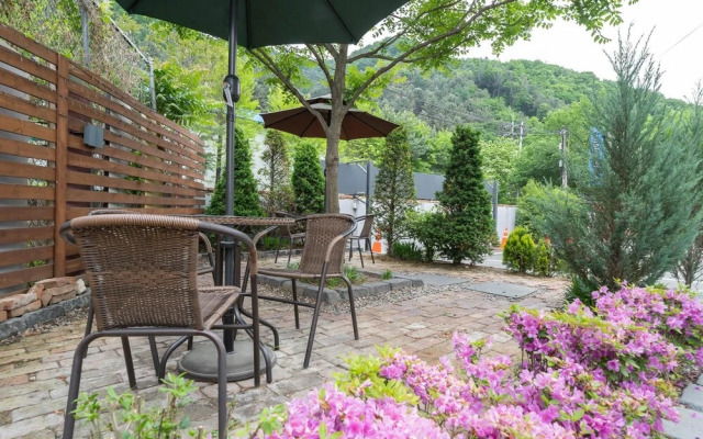 Hongcheon Dalkkum Hotel