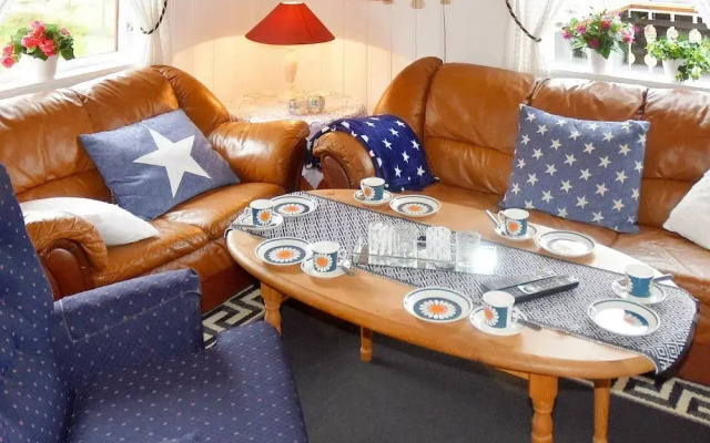 6 Person Holiday Home in Sæbø