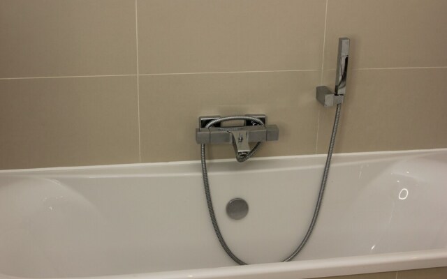 Large luxury 2 bed 2 bath-Pym Court