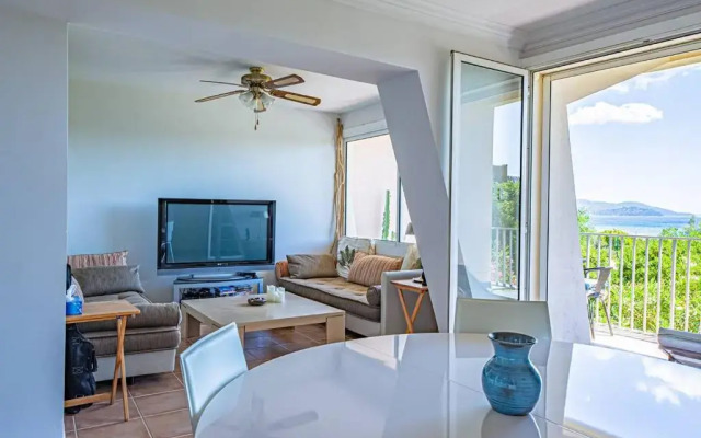 Appartement Le Lavandou, 3 pièces, 6 personnes - FR-1-610-69