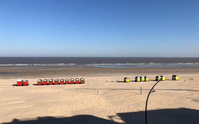 Falcon Beach Appartment 0401