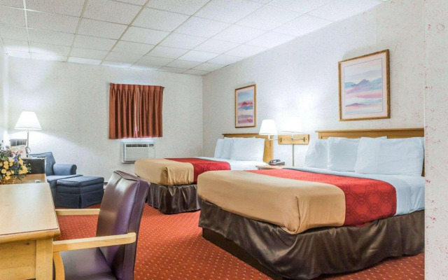 Econo Lodge Near Stewart International Airport