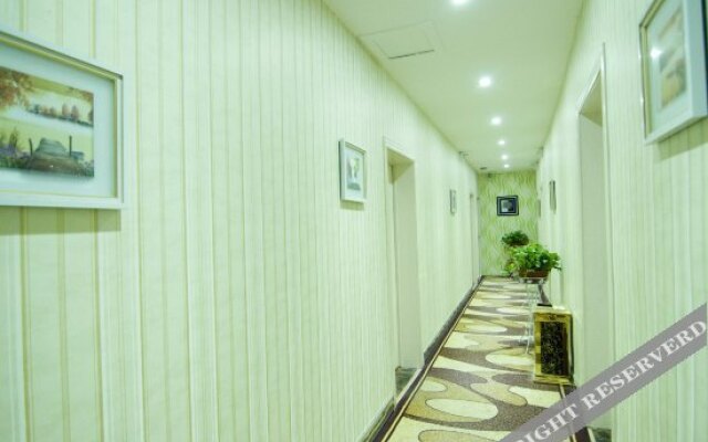 You 8Boutique Hotel