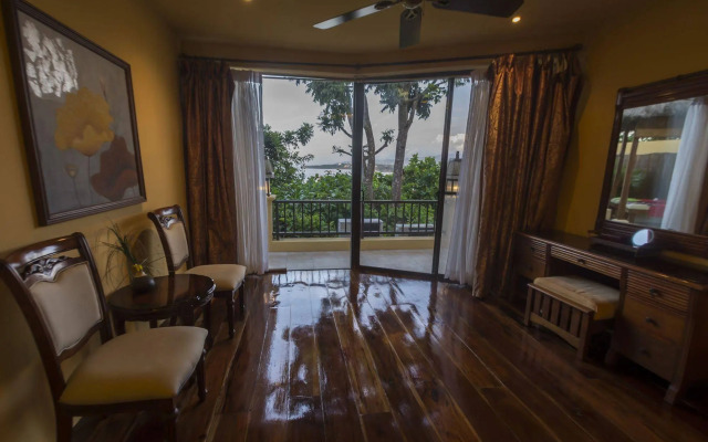 Palm Breeze Villa