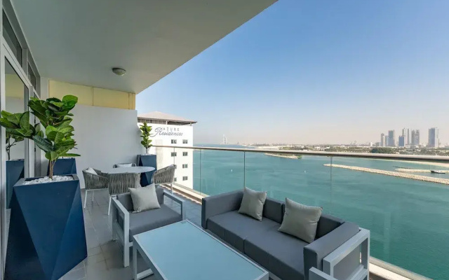 Urban 1BR Palm Apt w Beach Access