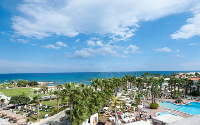 Anastasia Waterpark Beach Resort