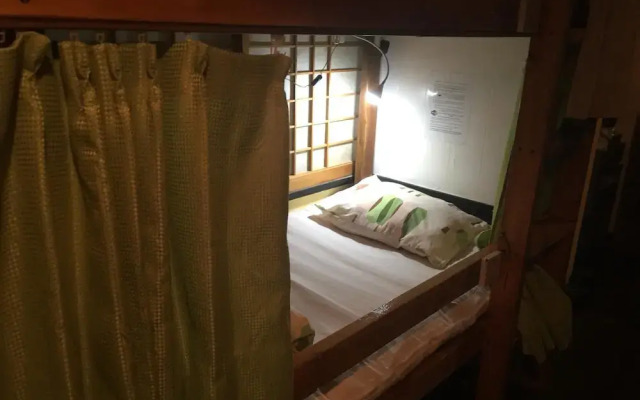 Zamamia International Guesthouse