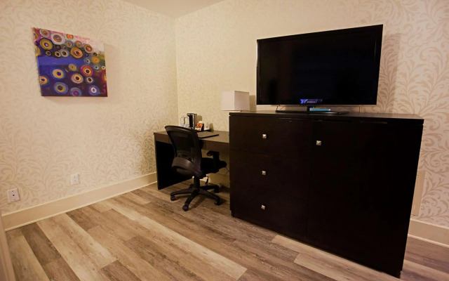 Best Western Plus Montreal Downtown-Hotel Europa