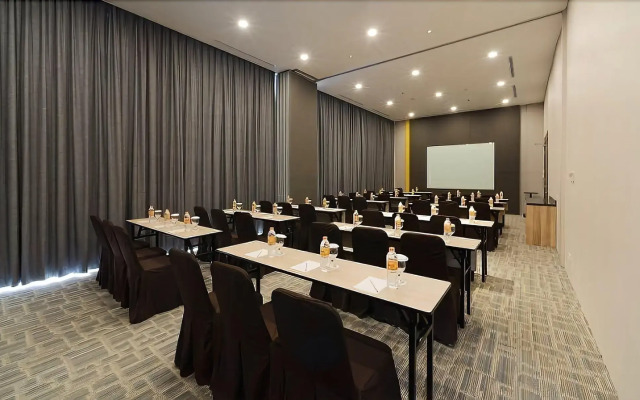 Aviary Bintaro