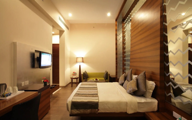 Oodles Hotel Chhattarpur South Delhi