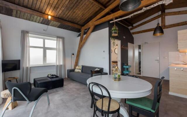 Appartement - Dorpsplein 6 Koudekerke Pleinzicht 6c