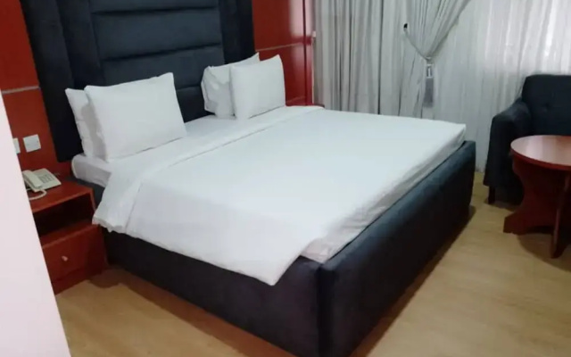 Chida Hotel International