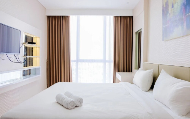 Luxurious 2Br Apartment At Lexington Residence