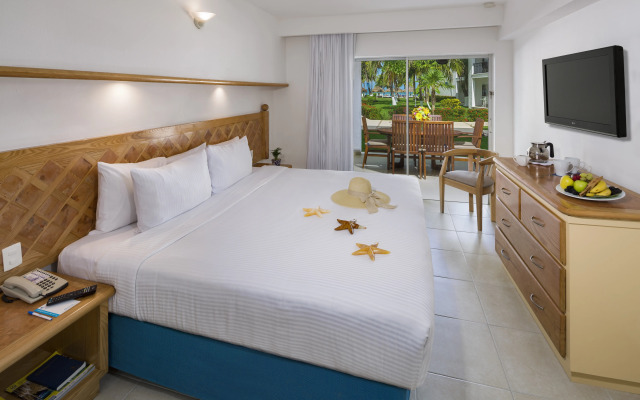 Beachscape Kin ha Villas & Suites