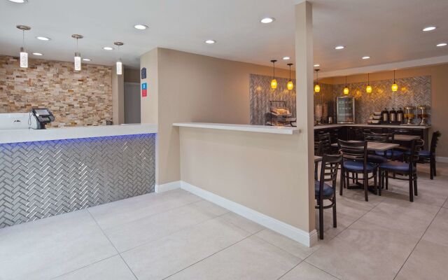 Quality Inn San Diego South - Chula Vista